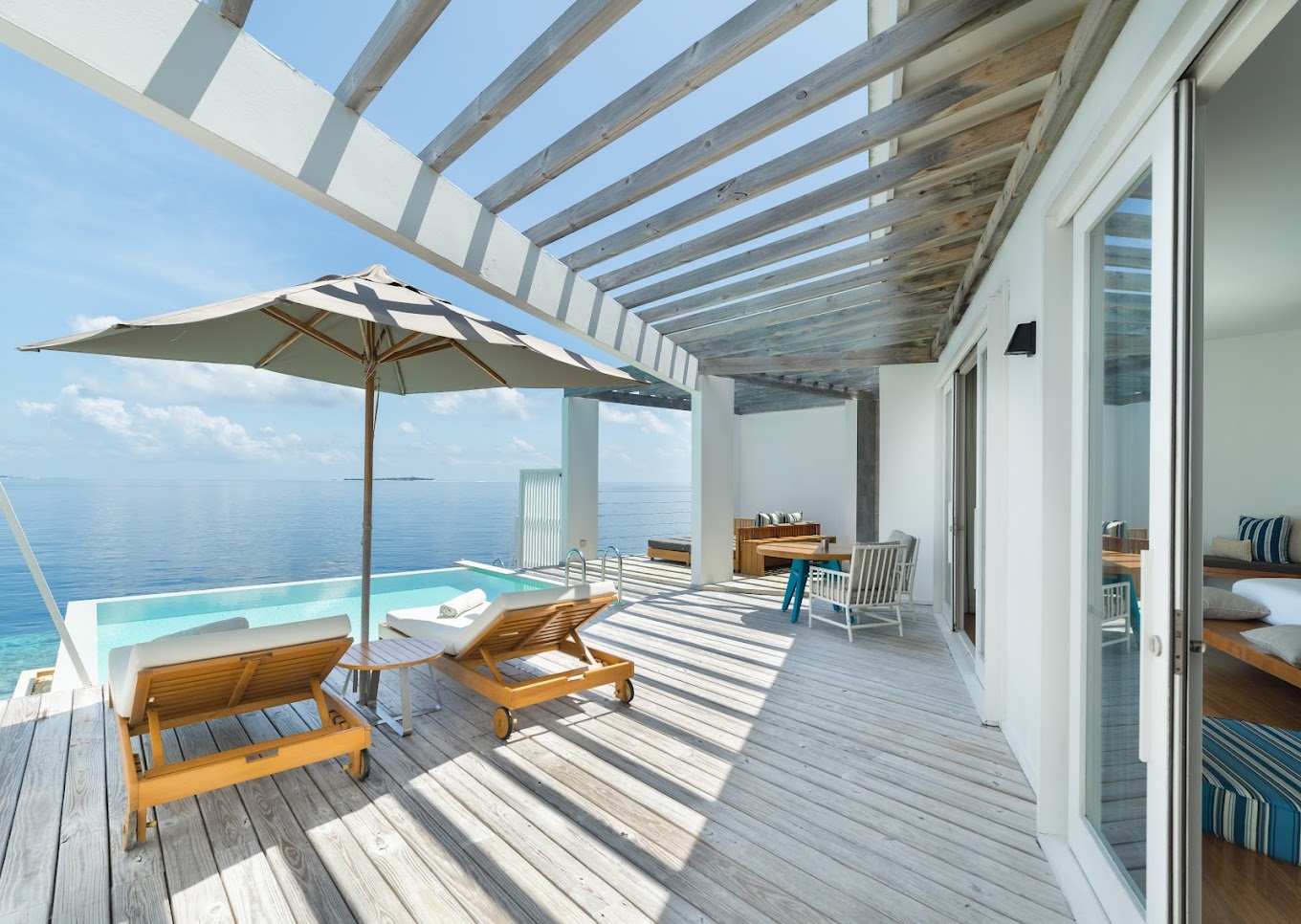 منتجع أميلا فوشي – Amilla Fushi